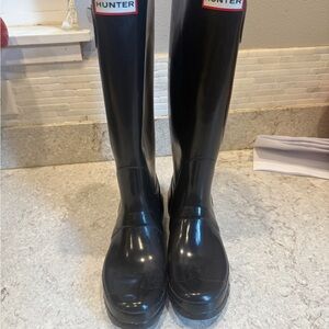 Hunter Glossy Black Rain Boots